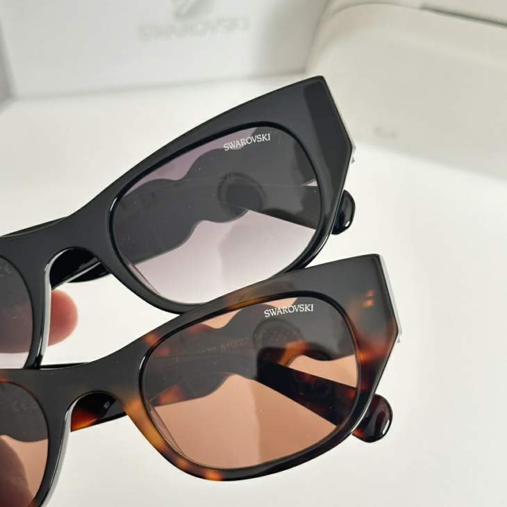 Picture of Swarovski Sunglasses _SKUfw79477616fw